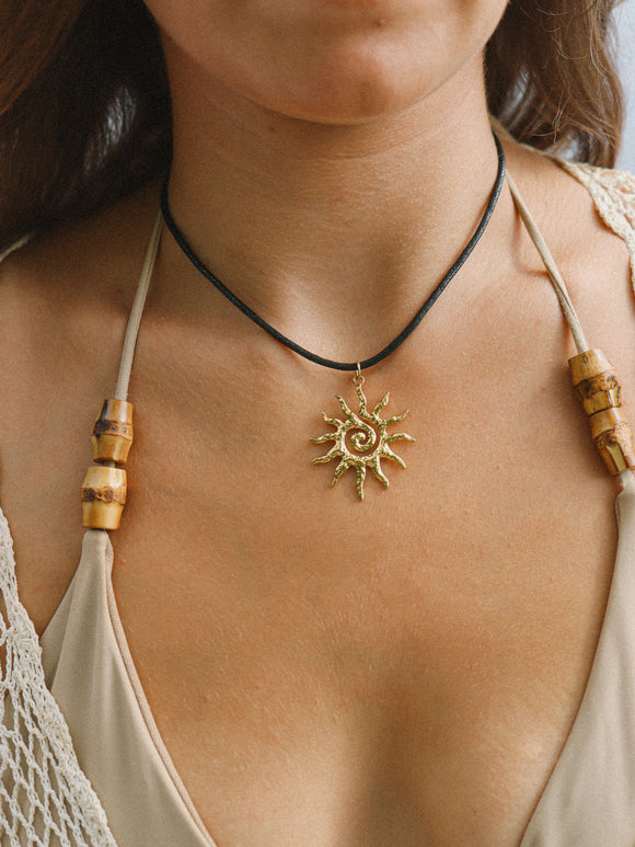 SOL necklace || Gold