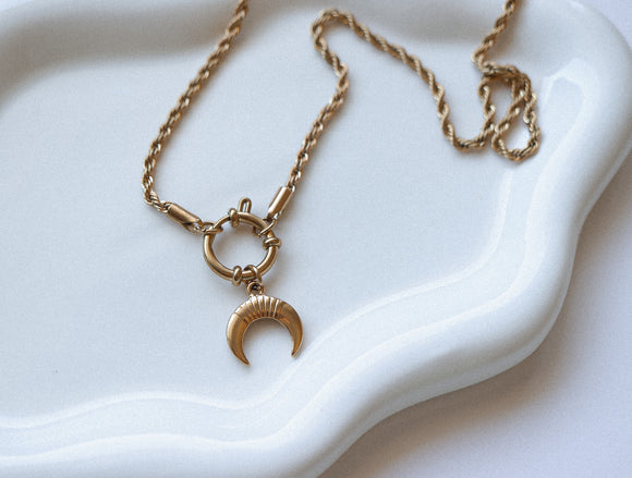 LUDIVINE gold necklace