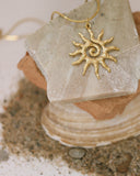 SOLĀ necklace || Gold