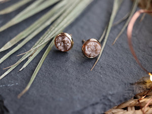 Boucles DRUZY taupe/ 8mm