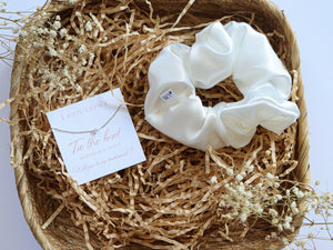 Duo collier et scrunchie / Will you be my bridesmaid/ maid of honor